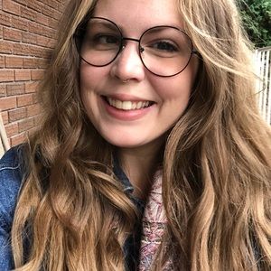 Meet your Posher, Megan